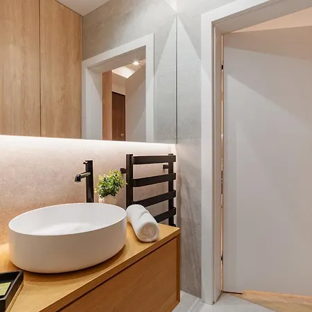 Luxury Mennica Center With Parking By P&m Lejlighed *