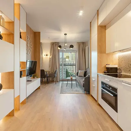 Luxury Mennica Center With Parking By P&m Apartamento